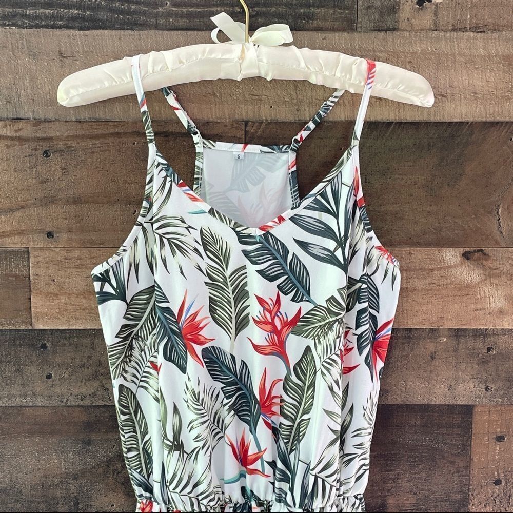 Palm Leaf Summer Shorts Romper Size Small - Picture 4 of 10